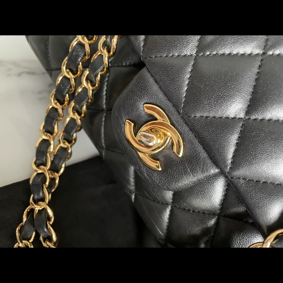 Chanel Classic Flap Medium bag GHW - Picture 2 of 10